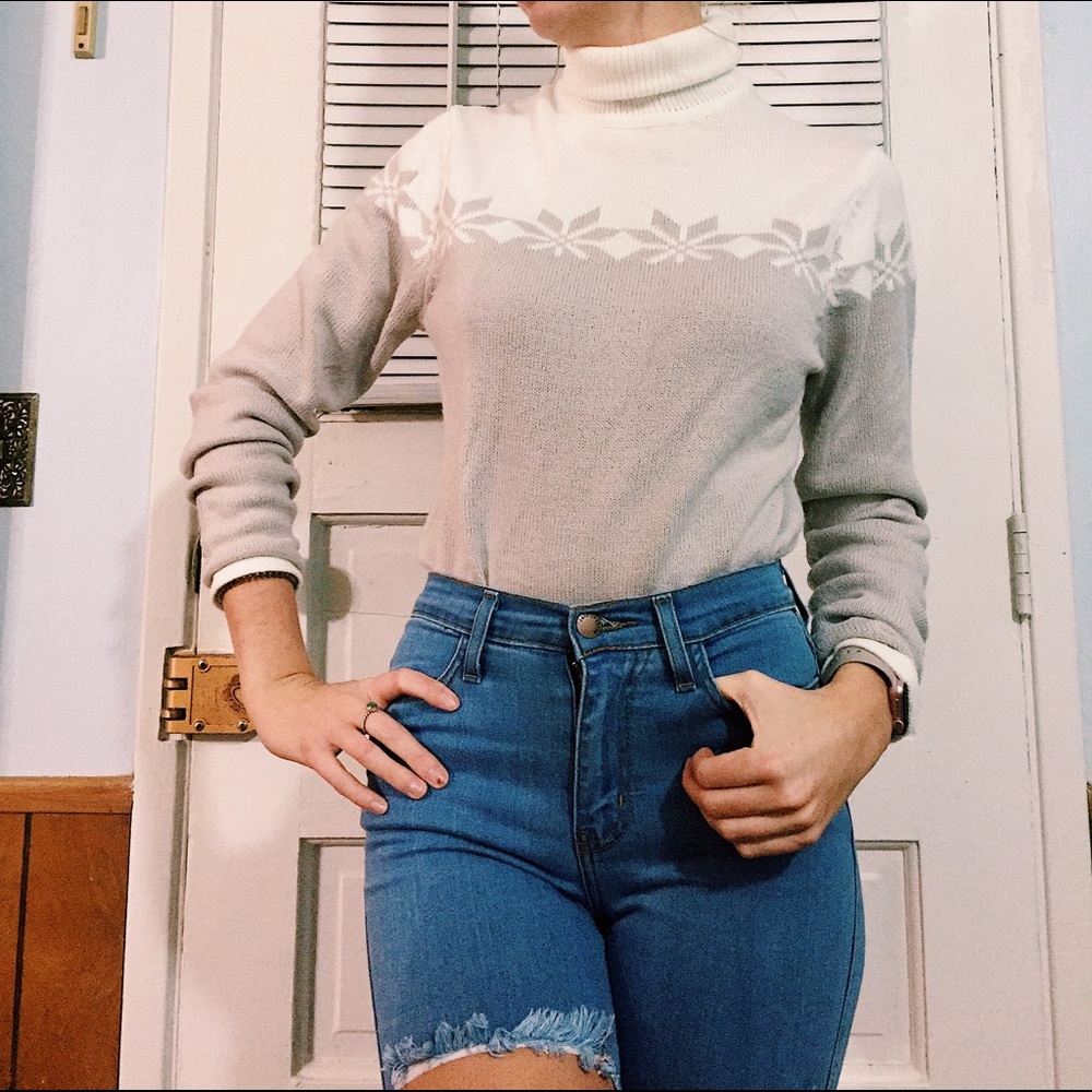Columbia Turtleneck